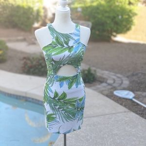 NWT Lucy Paris Tropical Print cut out dress